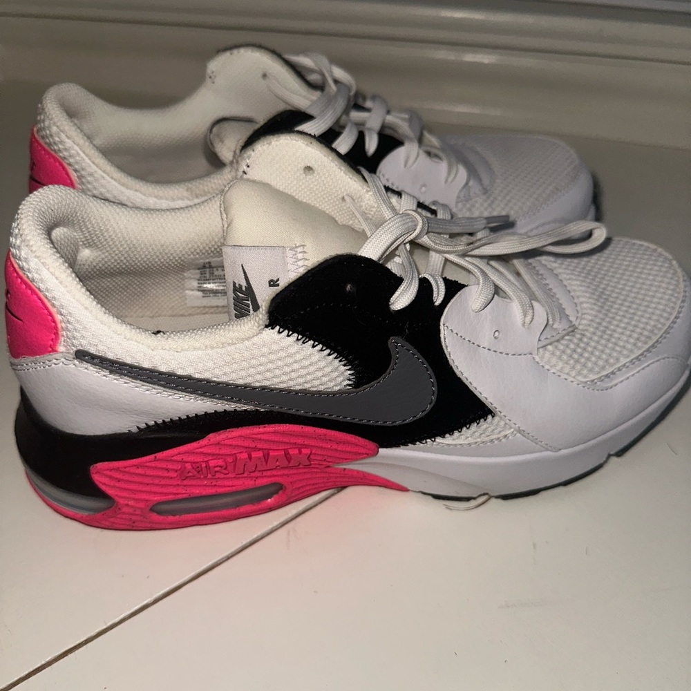 Nike Air max shoes